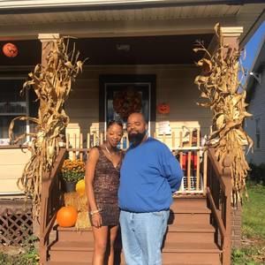 Meet your Posher, Damon